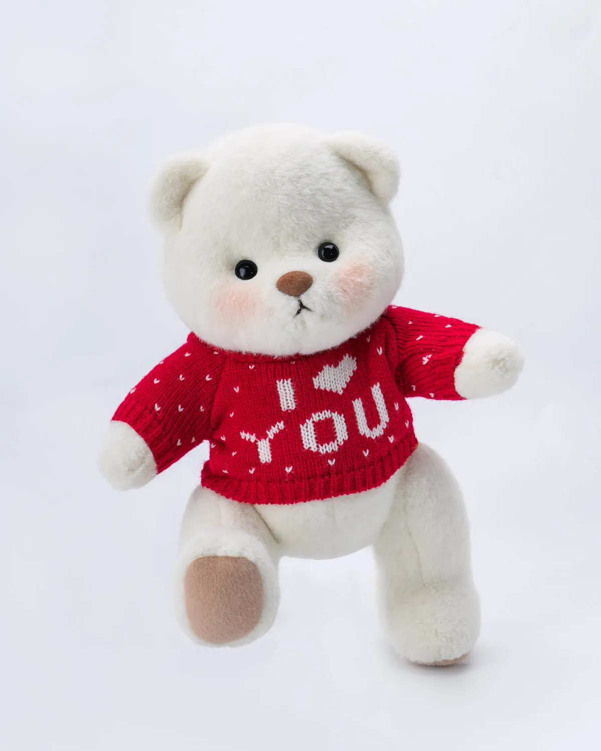 Amori, o Urso de Malha Carinhoso