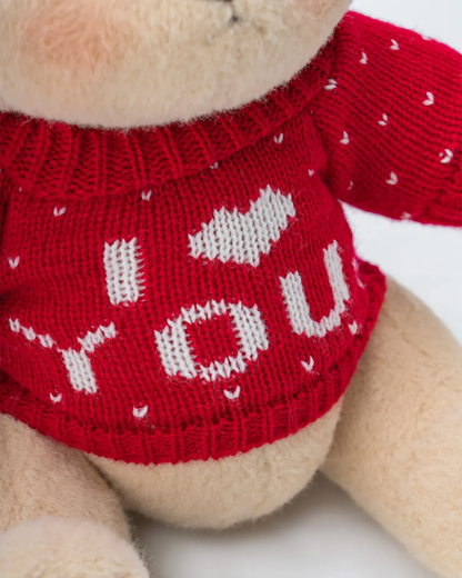 Amori, o Urso de Malha Carinhoso